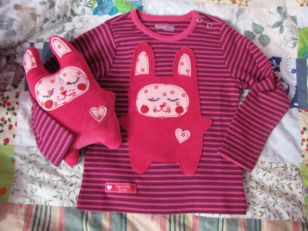 Kids clothing