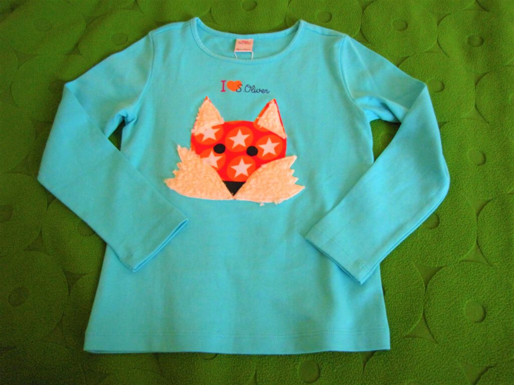 Kids clothing
