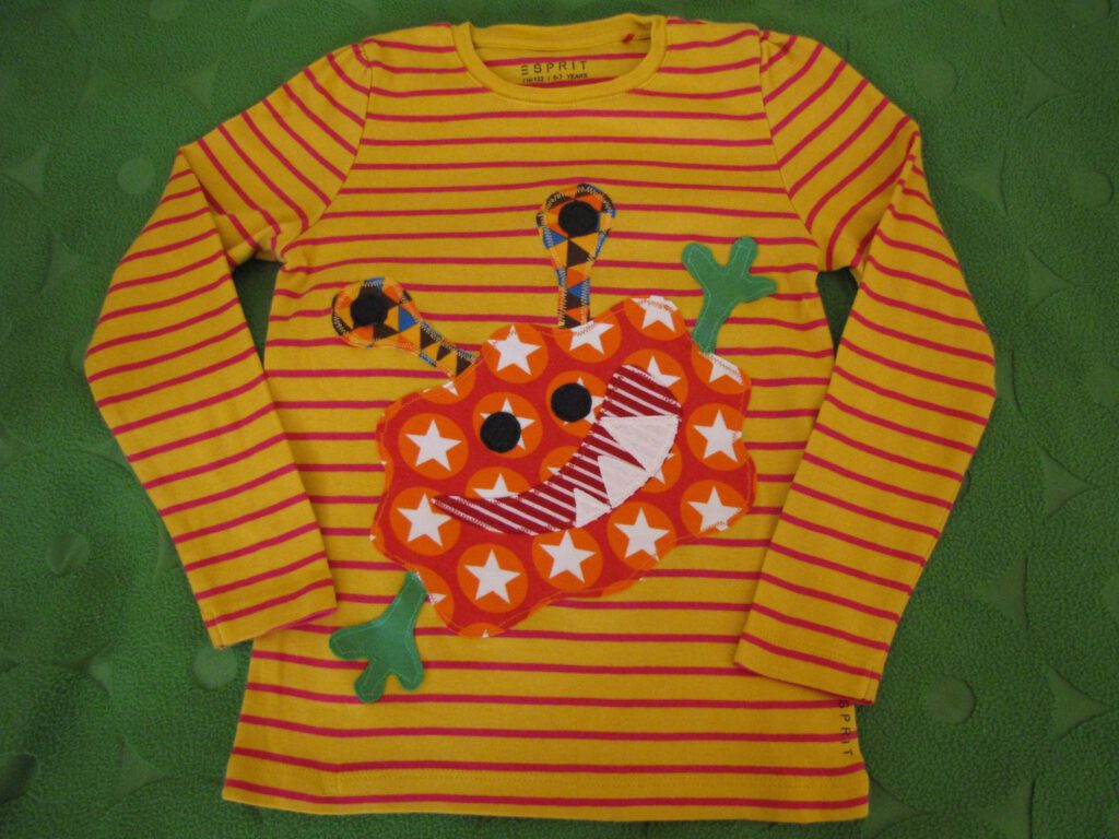 Kids clothing