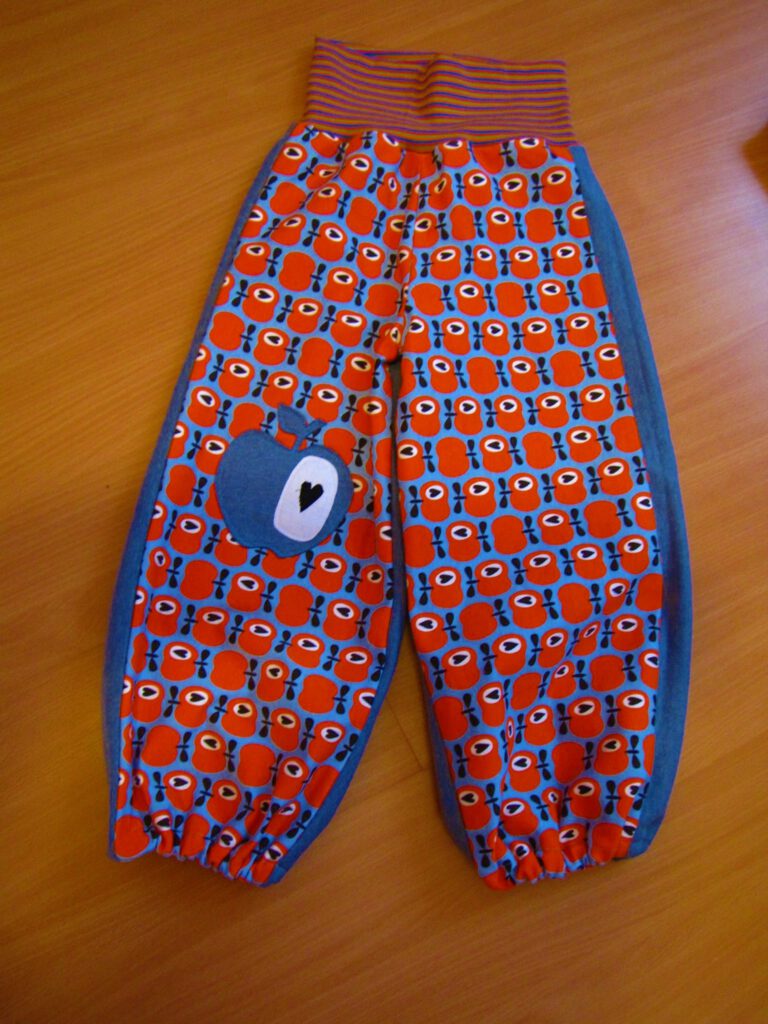 Kids clothing