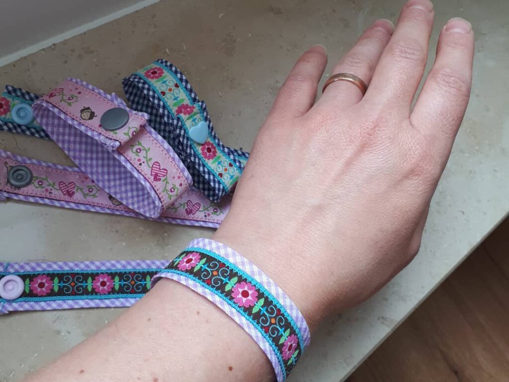 Friendship bracelets